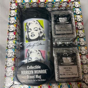 Marilyn Monroe Travel Mug and Coffee Set